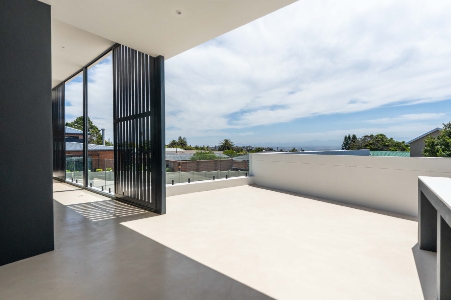 To Let 3 Bedroom Property for Rent in Mossel Bay Central Western Cape